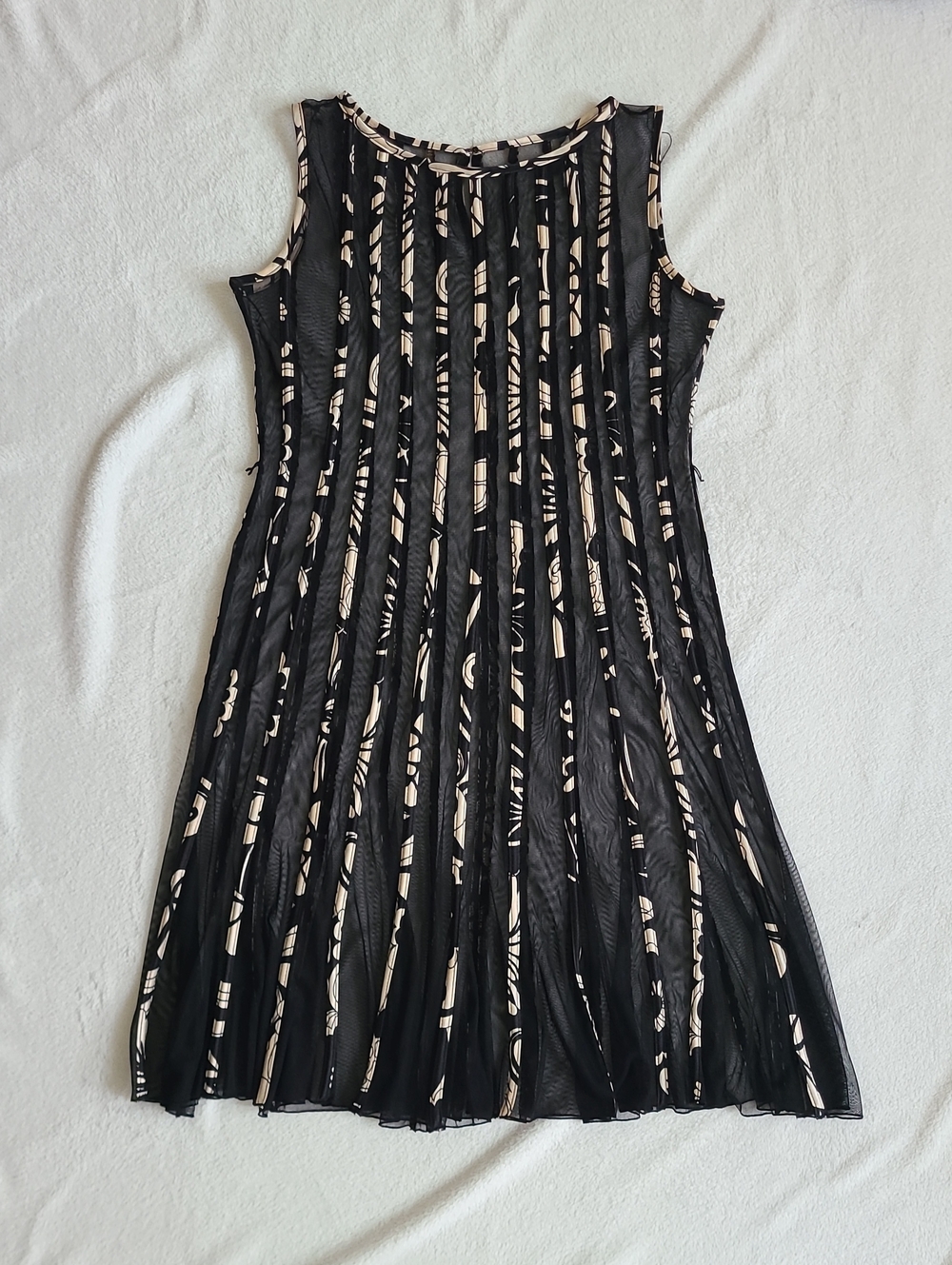 Sandra Darren 8 Black Cream Panel Stripe Sleeveless Mesh Sheer Dress A-Line